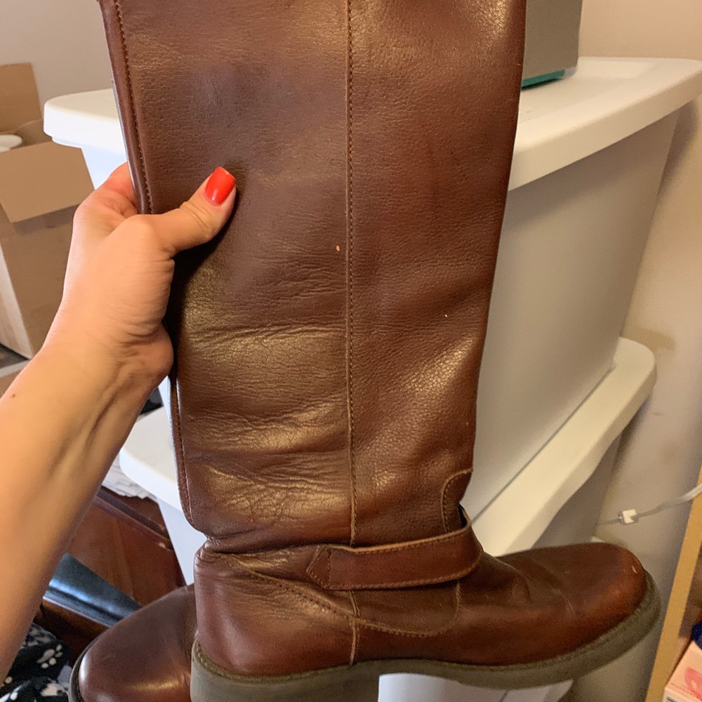 Steve Madden brown leather boots size 10